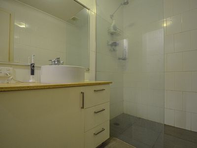 4/8 Beacon Close, South Hedland