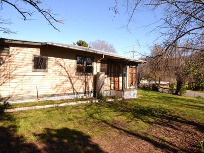 44 Lakeside Avenue, Mount Beauty