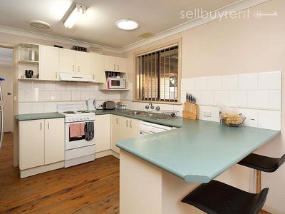 37 MELROSE DRIVE, Wodonga