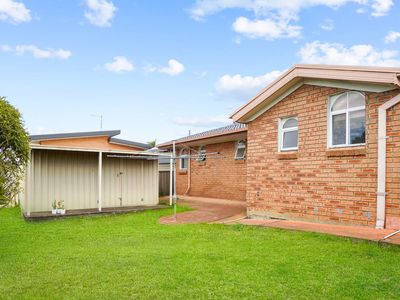 B4 / 31 Lenton Crescent, Oakhurst