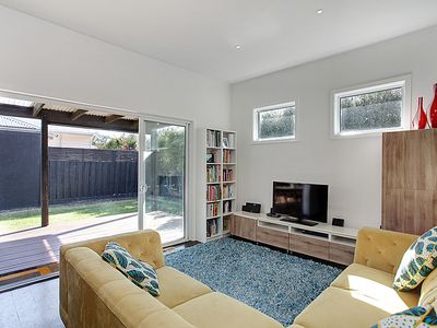 15 Oxford Street, Newport