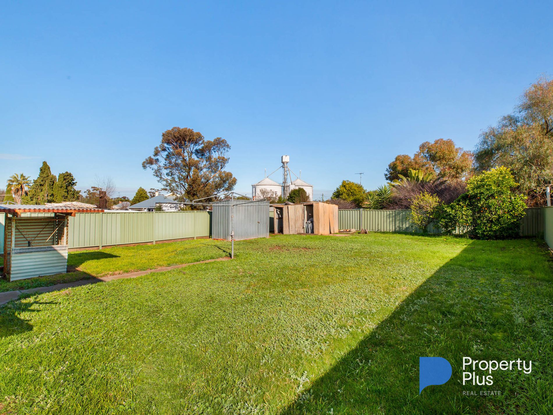 4 Mary Street, Charlton