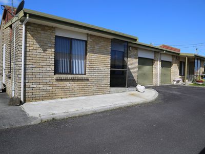 2 / 10 Robert Street, Smithton