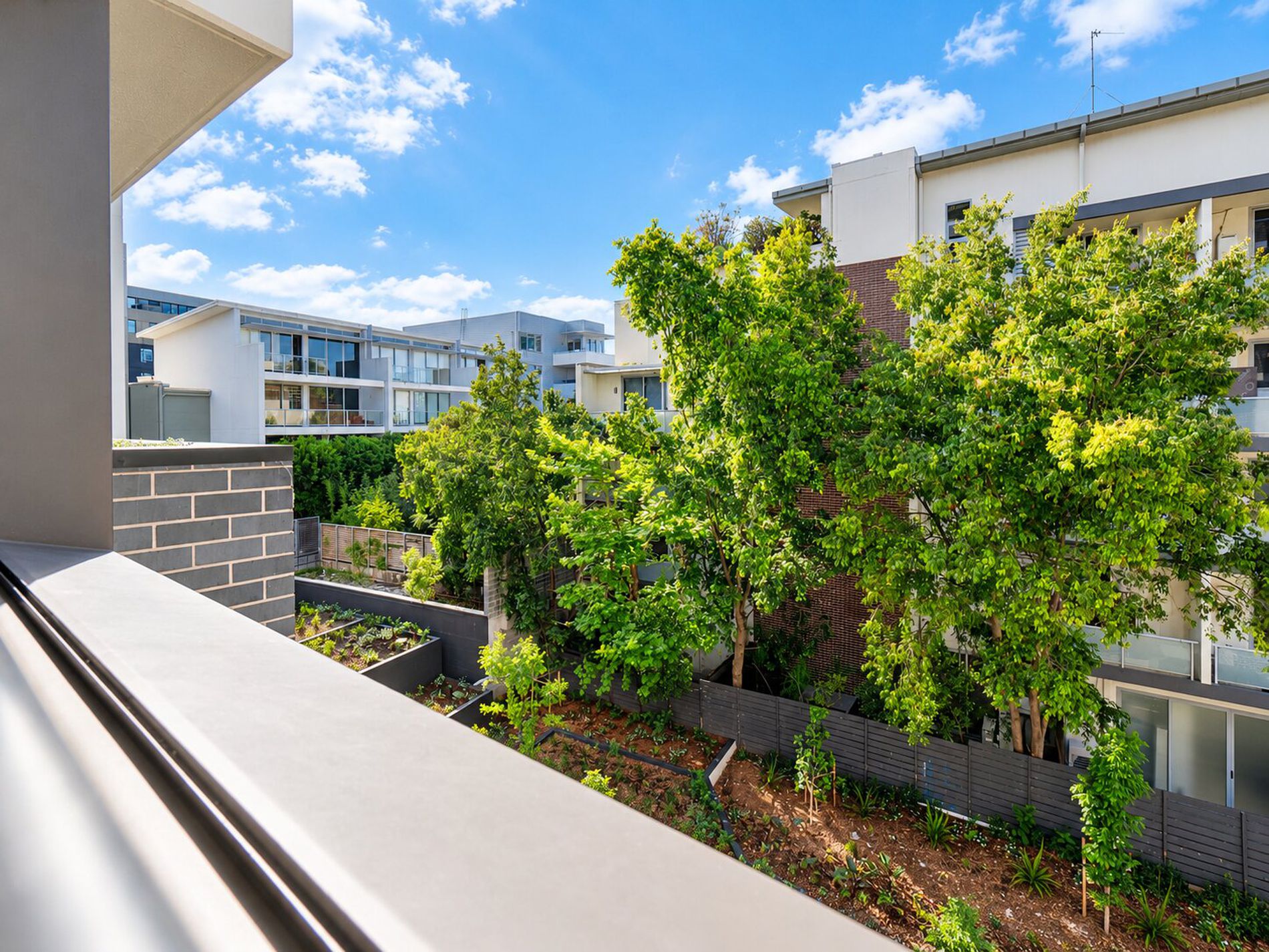 411 / 219-231 Botany Road, Waterloo