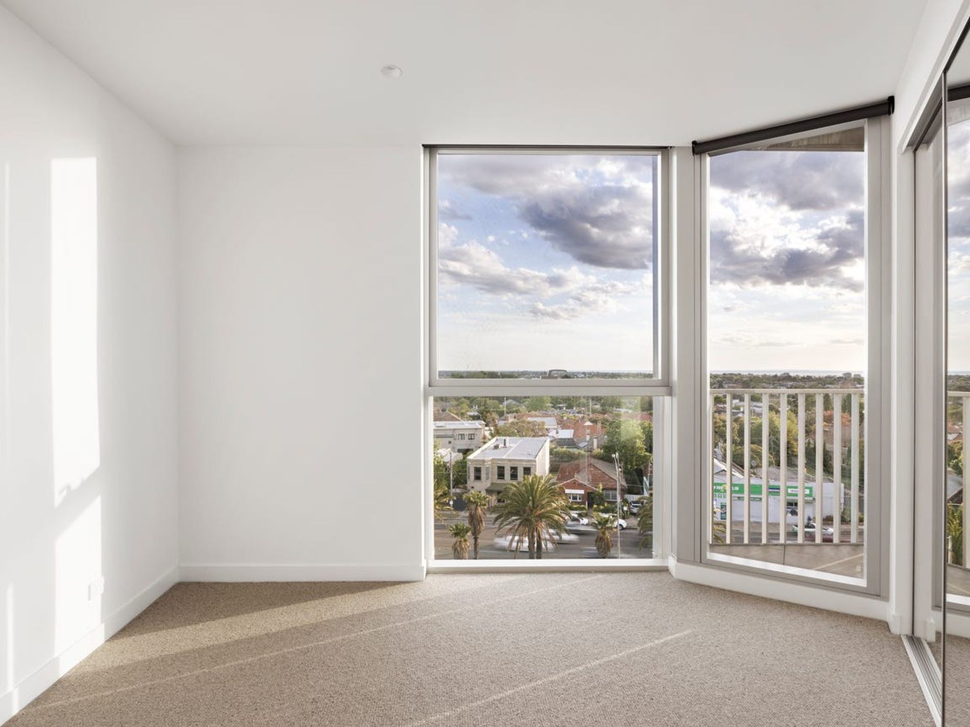 606 / 645 Dandenong Road, Malvern