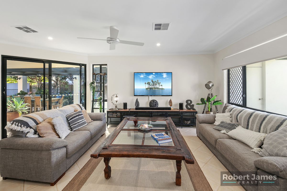 4 Daintree Way, Tewantin