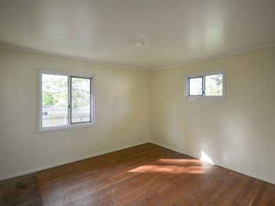 12 Neilson Crescent, Riverview