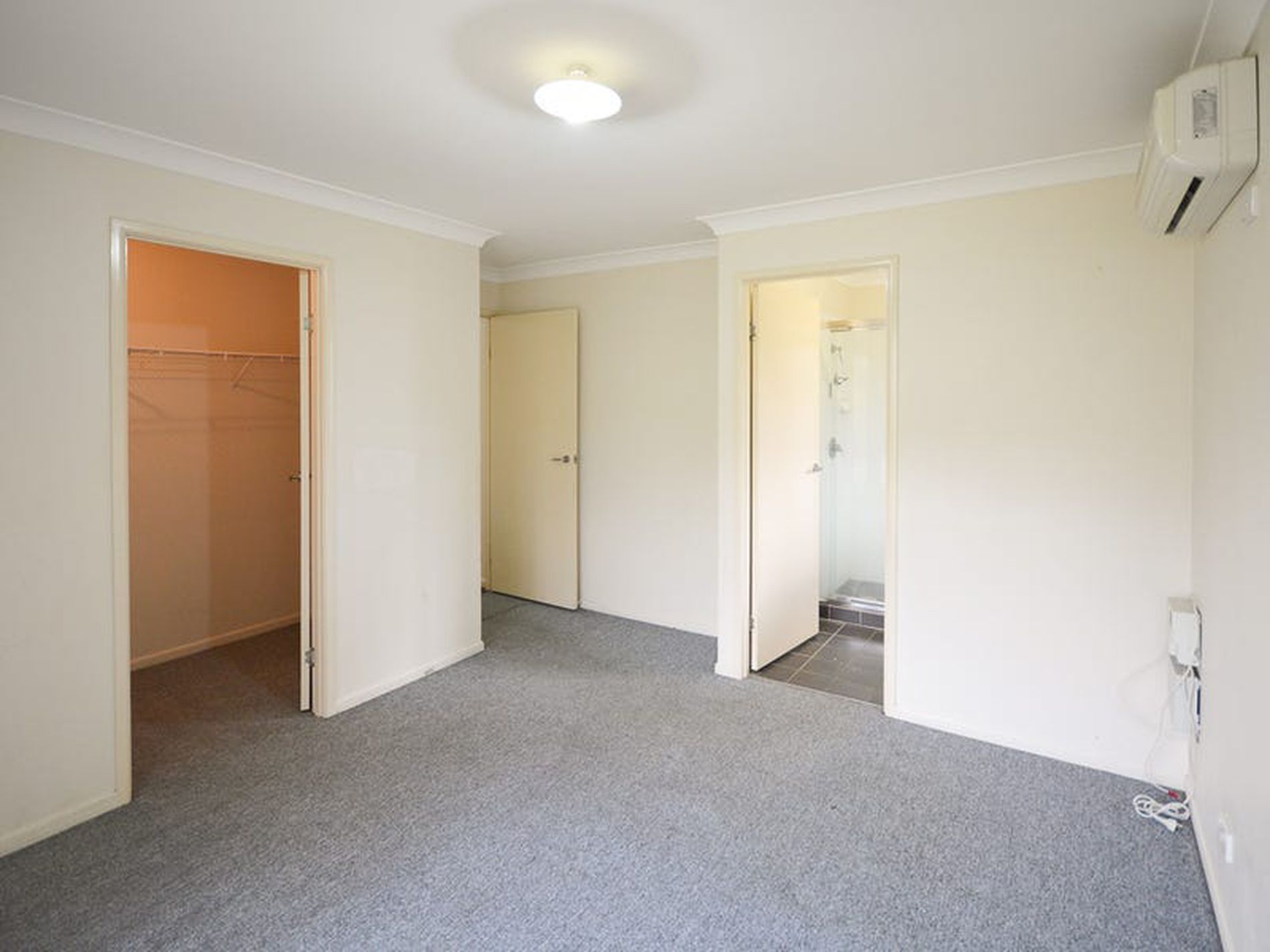 1 Sutherland Crescent, Goodna