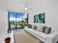 606 / 10 Trinity Street, Fortitude Valley
