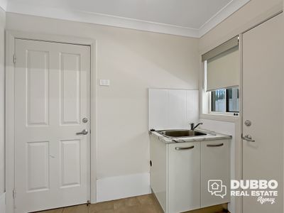 17  Lansdowne Drive, Dubbo