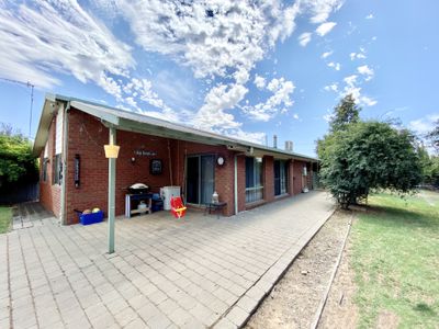 174 Box Street, Deniliquin