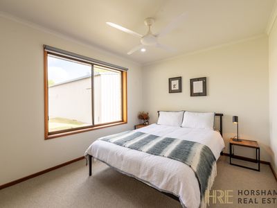 5 Landy Street, Horsham