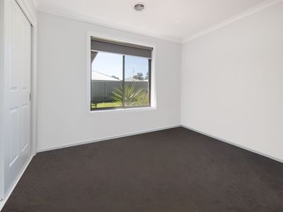 132 AVA AVENUE, Thurgoona
