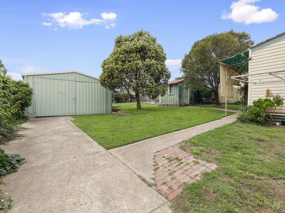 5 The Avenue, Seymour