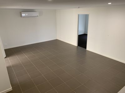 2 / 26 Summit Street, Griffin