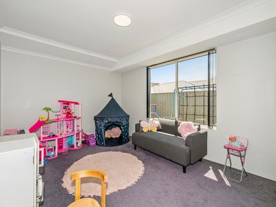 30 Cornforth Way, Piara Waters