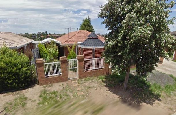 21 Cassinia Crescent, Meadow Heights