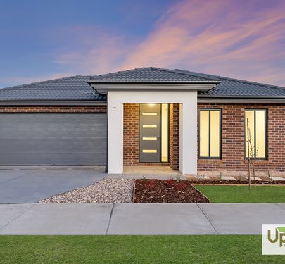 69 Shearjoy Loop, Clyde North