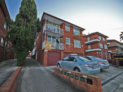 2 / 14 Colin Street, Lakemba