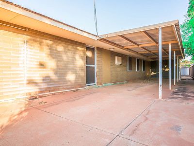 16 Delamere Place, South Hedland