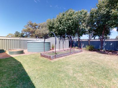 44 Cypress Point Drive, Dubbo