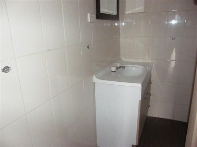 15 Prince St, Forbes