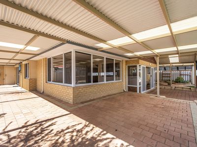 25 Sainte Maxime Avenue, Port Kennedy