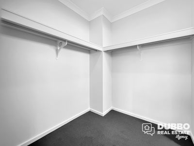 66 Cove Circuit, Dubbo
