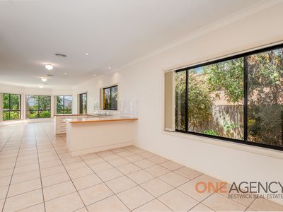 18 Darwin Drive, Llanarth