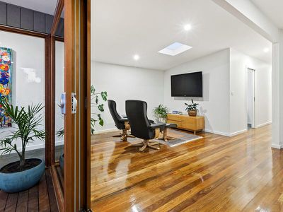 7 Holden Road, Rye