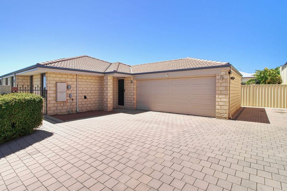 17 Forward Street , Baldivis