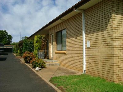 4 / 35 Bishop Street, Dubbo