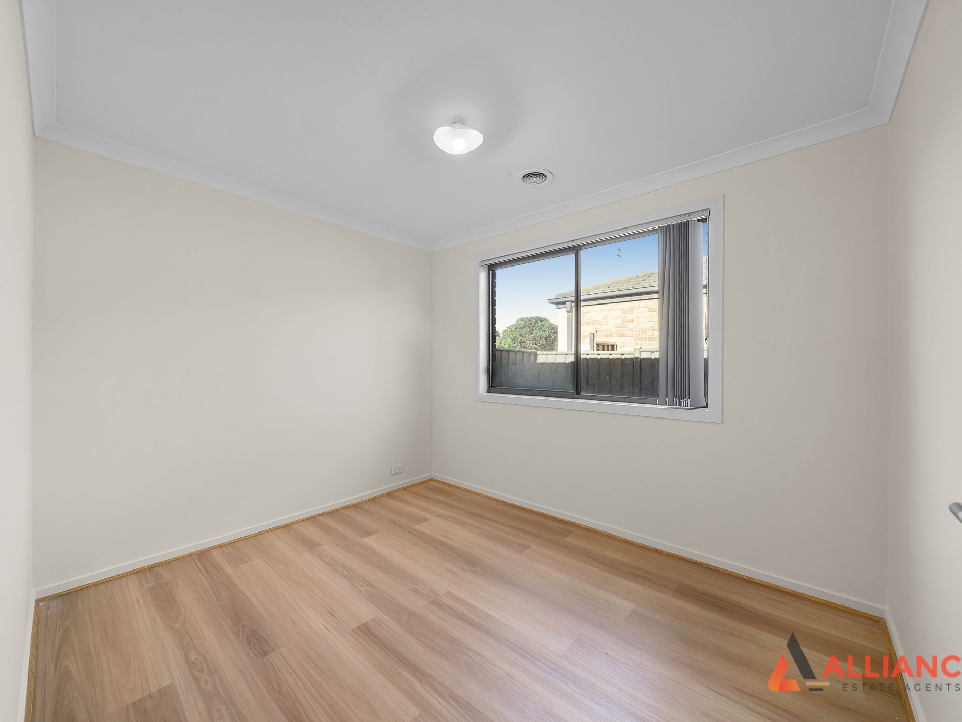 38 Howard Place, Deer Park