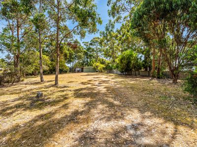 34 Cray Point Parade, Eggs And Bacon Bay