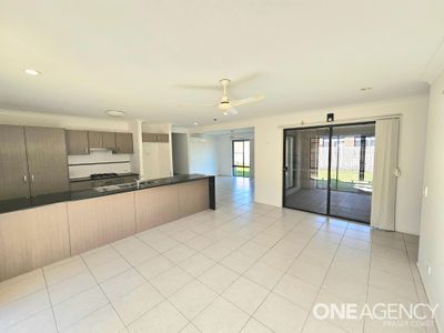 35 Magellan Circuit, Urraween