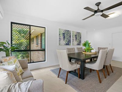 14 HILLVIEW PARADE, Ashmore