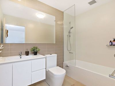 412 / 70 Charlotte Street, Campsie