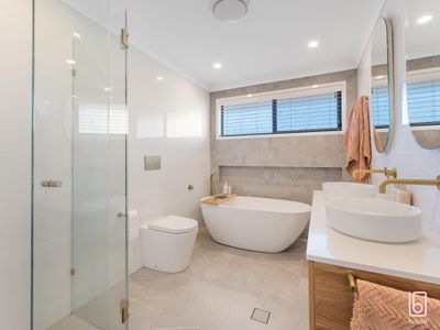 48 Waterside Drive, Woongarrah