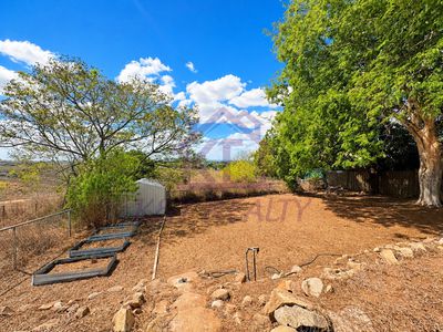 6 Duman Road, Alabama Hill