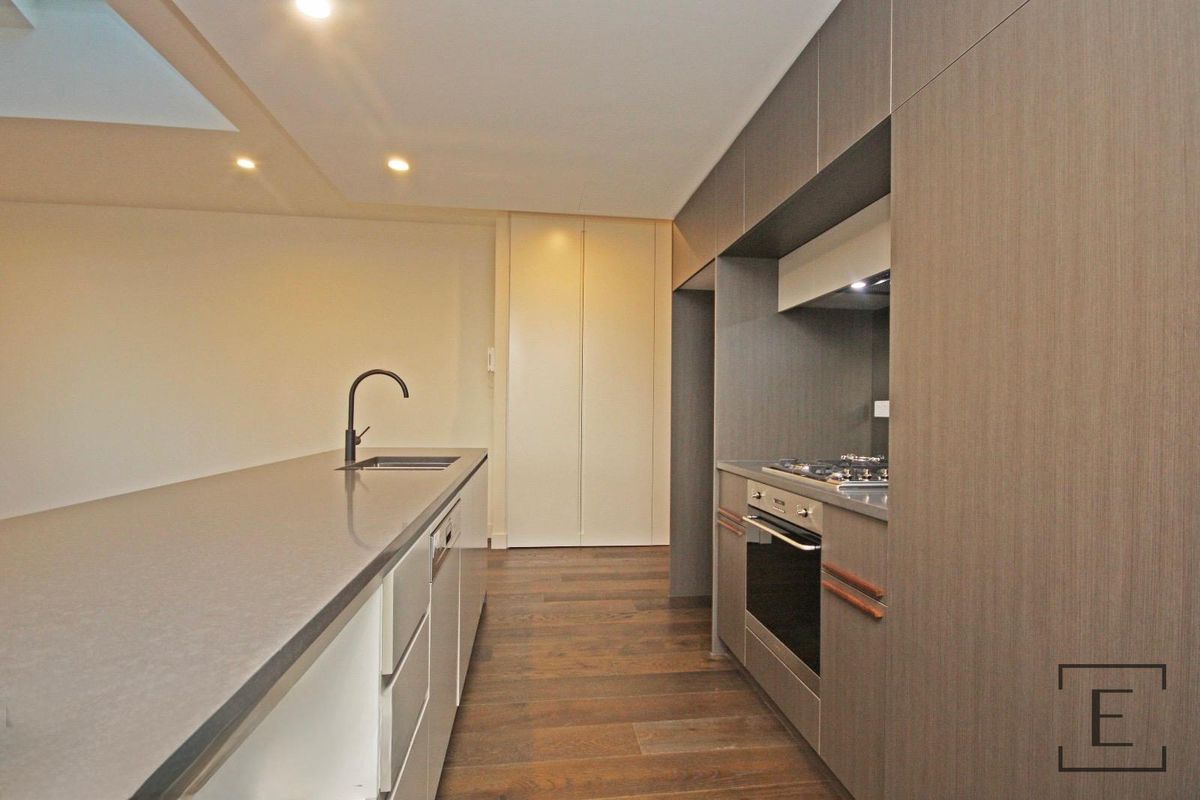 A325 / 3 McKinnon Avenue, Five Dock