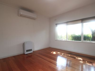 4 / 28 Donna Buang Street, Camberwell