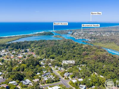 12 Rajah Road, Ocean Shores