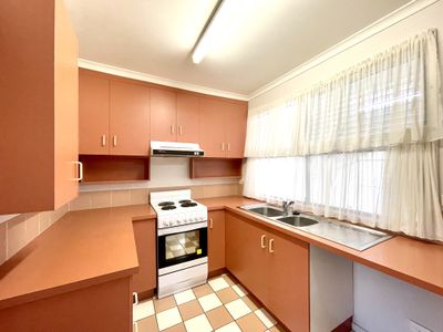 13 / 12 Denmans Camp Road, Torquay