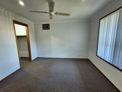 16 Diamond Head Drive, Sandy Beach