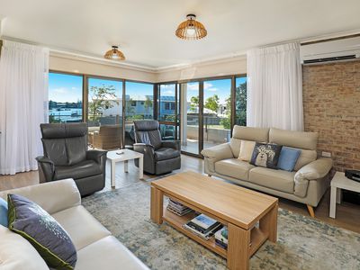 4 / 19 Carinya Street, Mooloolaba