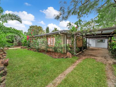 8 Mimosa Street, Holloways Beach
