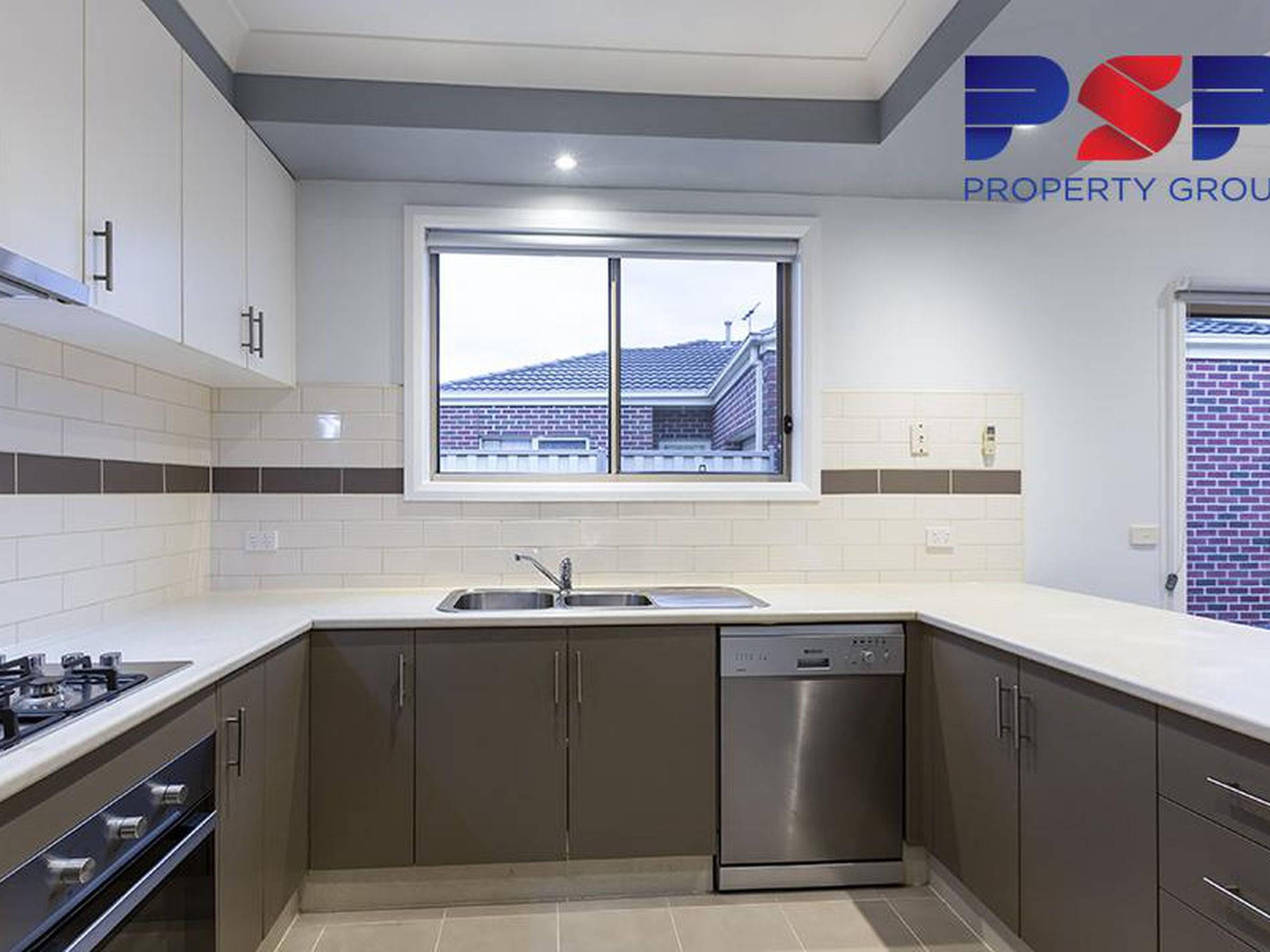 2/2 Bellworth Avenue, Tarneit