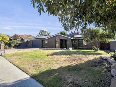 17 Fountain Way, Huntingdale