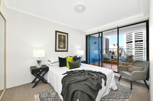2202 / 1 Hosking Place, Sydney