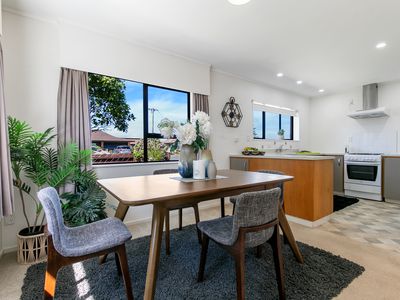 1 / 222 Centreway Drive, Orewa
